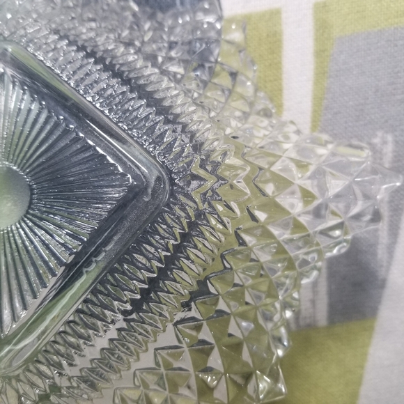 Vintage Indiana Glass Diamond Point Ruffle Edge Square Nut Candy Serving Dish - Picture 7 of 8